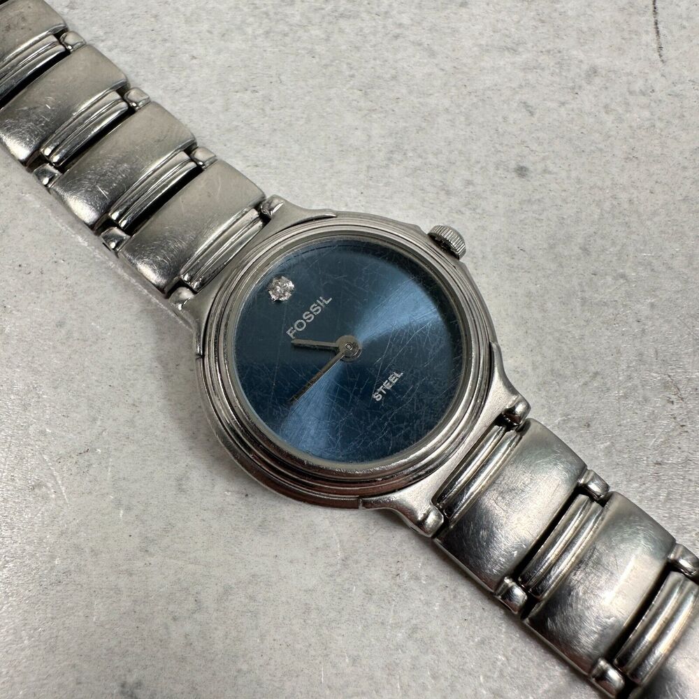 Fossil Watch Womens 23mm Round Blue Dial Steel Silver Tone 6.75" New Battery